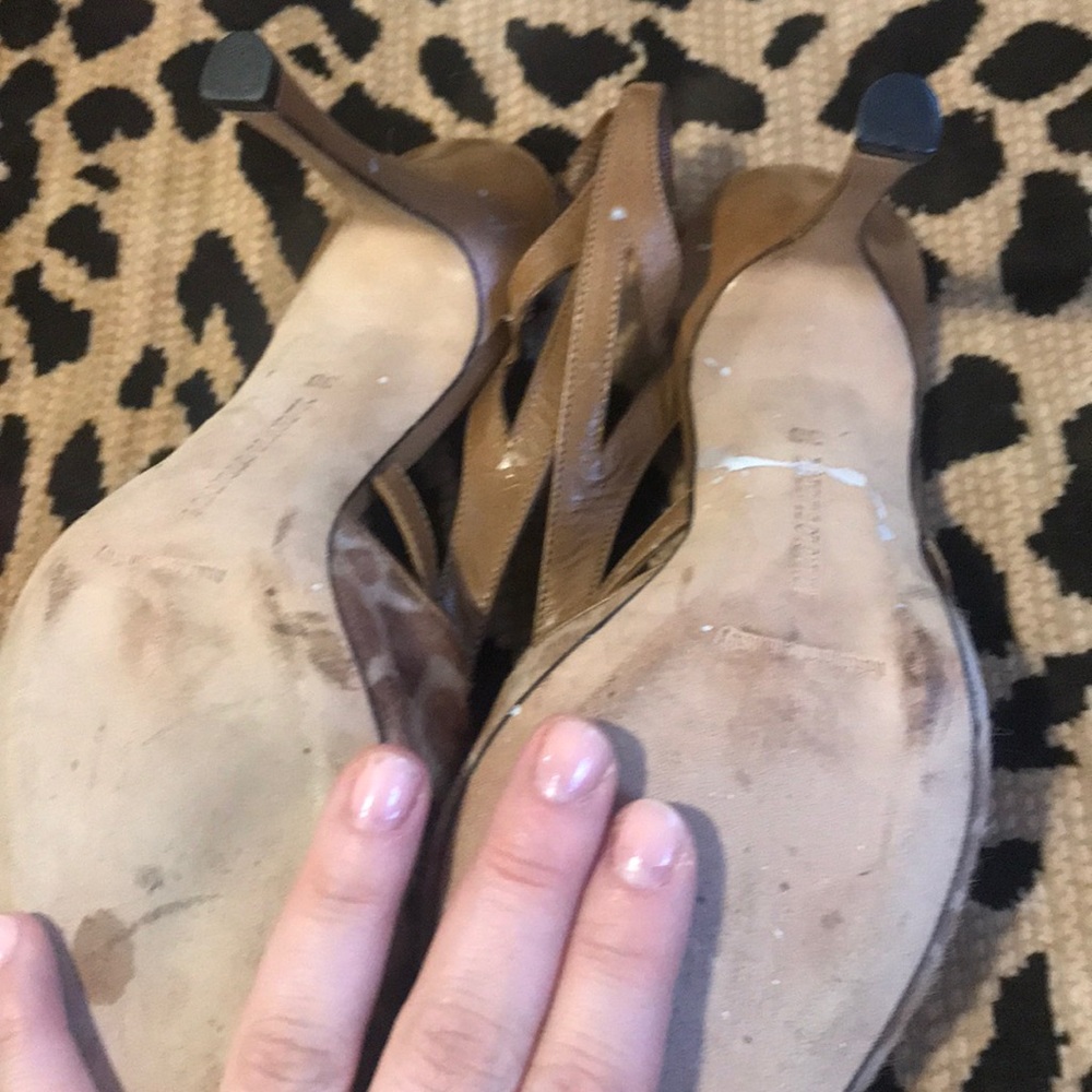 Manolo Blahnik shoes Nude Tan